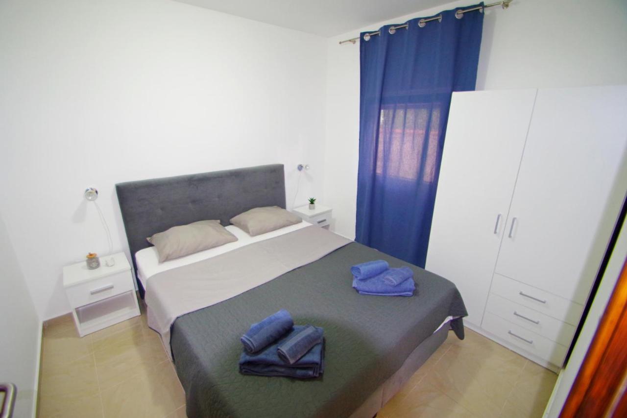 Apartment Pineta in village Valbandon Buitenkant foto